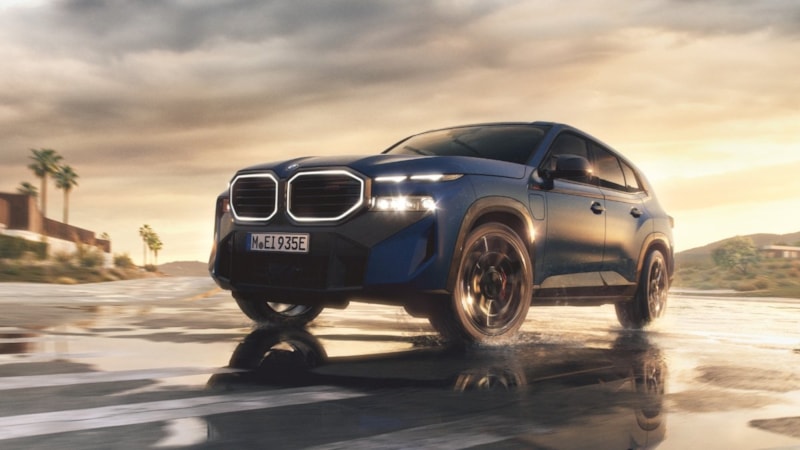 BMW, Çin'deki zayıflamaya rağmen satışlarını ikinci çeyrekte artırdı