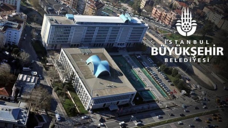 İBB'ye yönelik yolsuzluk soruşturması: Gözaltına alınan 10 zanlı adliyede
