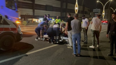 Ankara'da yolun karşısına geçmeye çalışan yayaya minibüs çarptı