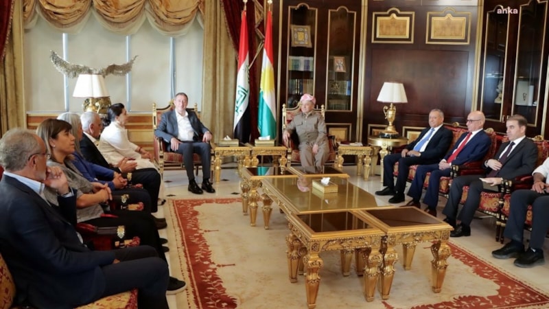 DEM Parti heyeti, Mesut Barzani ile bir araya geldi