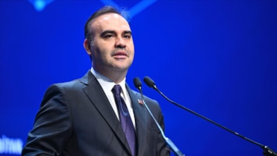 Bakan Kacır: Yüzde 1’lik dilimdeki öğrencilerimizi TÜBİTAK Fen Lisesi’ne bekliyoruz
