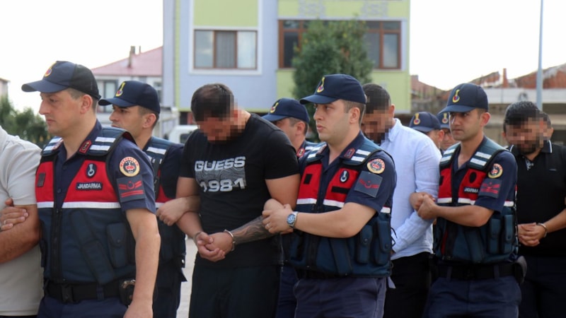 Sakarya’da araç dolandırıcılığı operasyonunda 6 kişi tutuklandı