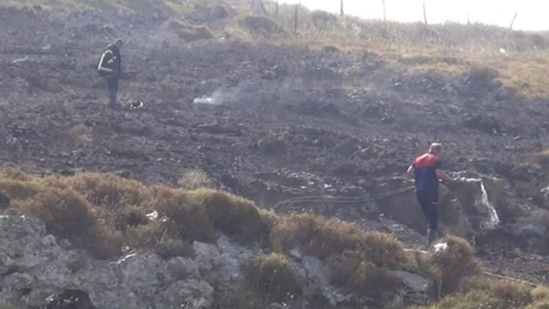 Sinop’ta çalılık alanda çıkan yangında kalan bir kadın, itfaiye ekiplerince kurtarıldı