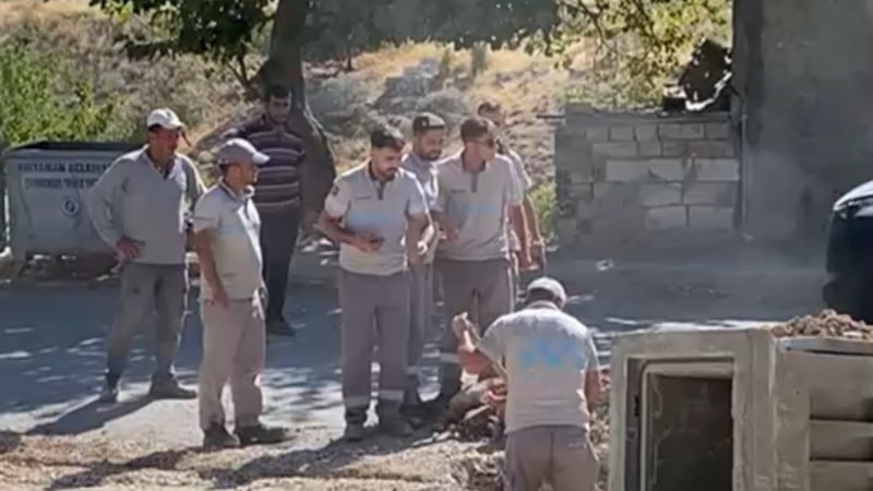 Adıyaman’da alt yapı kazısında doğalgaz borusu patladı