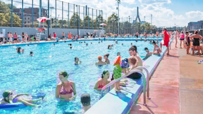 Bu mayoları giymek yasaklandı! Kurallara uymayan atılacak