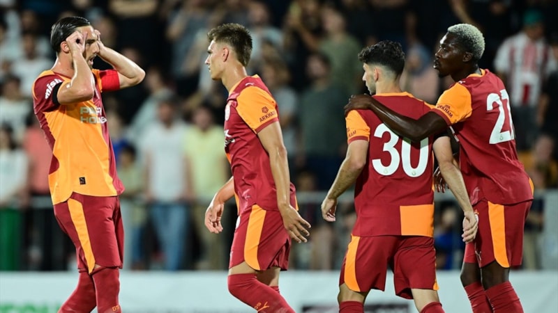 Galatasaray hazırlık maçında Ümraniyespor'u 5 golle geçti