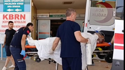 Bursa'da 3 katlı apartmanın sahibi, bina inşaatında iskeleden düştü