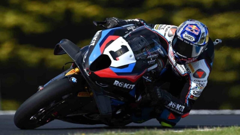 Toprak Razgatlıoğlu, 3'te 3 yaptı: Diğer takımlardan inceleme şikayeti geldi