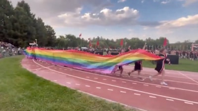 ODTÜ mezuniyet töreni, LGBT yürüyüşüne sahne oldu
