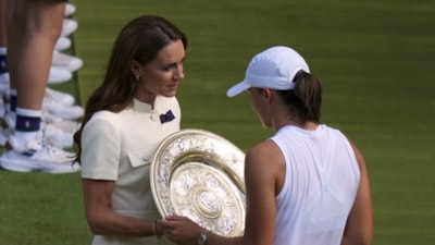 Kate Middleton, Wimbledon Tenis Turnuvası'nda ayakta alkışlandı