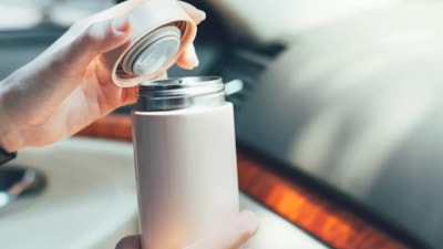 Ünlü markaya ait su şişeleri acil koduyla toplatılıyor! Körlüğe neden olabiliyor