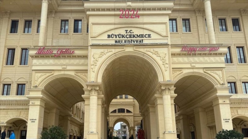 Büyükçekmece'de başkanlık vekili seçimini CHP'li Hasan Çebi kazandı