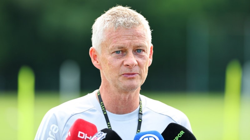 Ole Gunnar Solskajer'den Türk futboluna eleştiri: Oyuncular çok fazla yere yatıyor