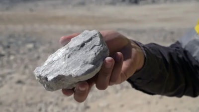 Çin, 540 milyon tonluk yeni lityum cevheri keşfetti: Dengeler değişebilir