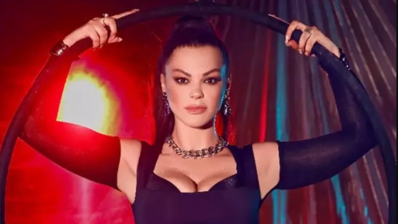 Şarkıcı Nez eleştirilere cevap verdi: 