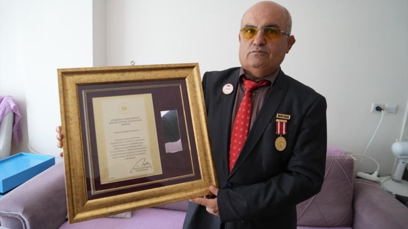 İzmir'de 15 Temmuz gecesi darbedilen emekli müezzin, yaşadıklarını anlattı