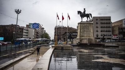 Ankara Valiliği'nden kuvvetli rüzgar uyarısı