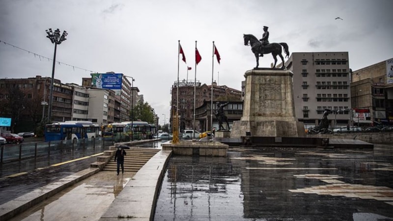 Ankara Valiliği'nden kuvvetli rüzgar uyarısı