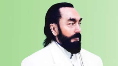 Adnan Oktar'ın, cezaevinden yeni fotoğrafı paylaşıldı