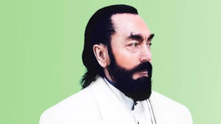 Adnan Oktar'ın, cezaevinden yeni fotoğrafı paylaşıldı