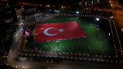 Dünyanın en büyük Türk bayrağı Kayseri'de yeniden açıldı