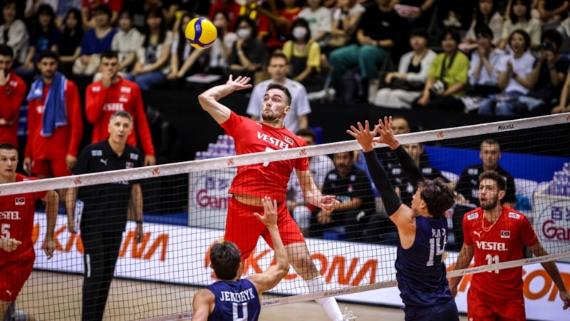 A Milli Erkek Voleybol Takımı, ABD'ye yenildi