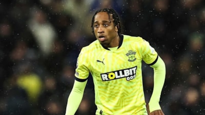 Kyle Walker-Peters'ın İstanbul'a gelişi ertelendi
