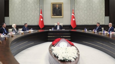 Kabine bugün toplandı: Masadaki konular netleşti