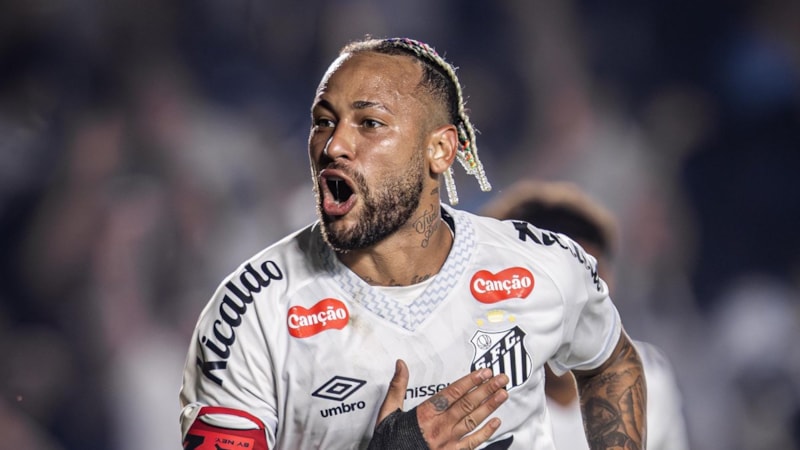 Neymar, sakatlık sonrası ilk golünü attı