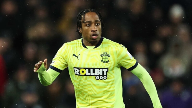 Beşiktaş, Kyle Walker-Peters transferinden vazgeçti