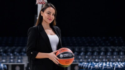 Erkek basketbolundaki ilk kadın başantrenör Jelena Todorovic!