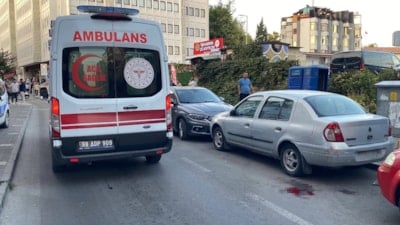 Tekirdağ'da ATM önünde husumetlisinin satırlı saldırısına uğradı