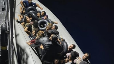 Çanakkale açıklarında 38 kaçak göçmen yakalandı