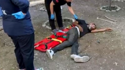 Narkokapan-Adana 2 operasyonunda çatıdan atlayıp bacağını kırdı: Tutuklandı