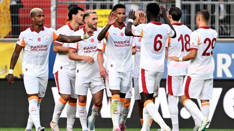 Galatasaray hazırlık maçında Cagliari'yi yendi