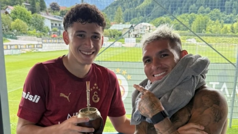 Lucas Torreira vücuduna Türk bayrağı dövmesi yaptırdı