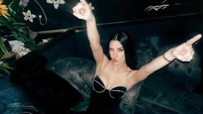 Burcu Kıratlı, 36’ncı yaşını kutladı! Tek dileği aşk oldu