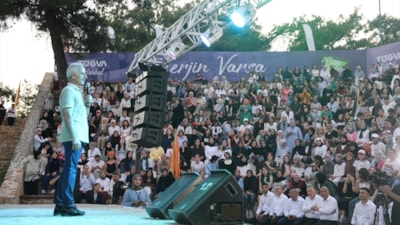 Abdulkadir Uraloğlu gençlere seslendi: Hayallerinizde mütevazı olmayın, gelecek sizlersiniz