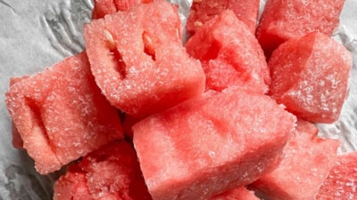 Dondurulmuş karpuzun faydası şaşırttı! Günde 2 kez uygularsanız...