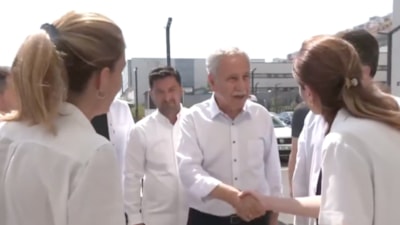 Bülent Arınç'tan Murat Çalık'a ziyaret