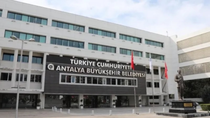 Antalya Büyükşehir Belediyesi'ne rüşvet operasyonu: 2 tutuklama talebi