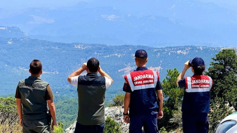 Muğla’da ekipler, yangınlara karşı nöbette