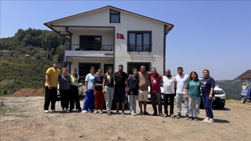 Hatay'da deprem enkazından doğan kardeşlik