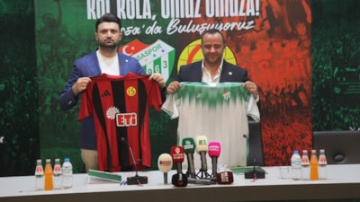 Bursaspor ve Eskişehirspor arasında dostluk maçı