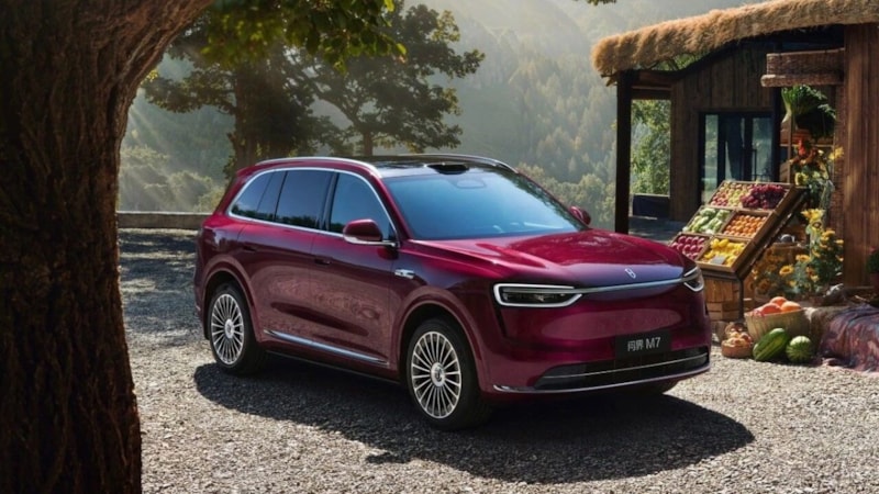 Huawei ve Seres'ten yeni otomobil: Aito M7