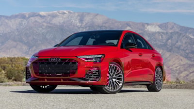 Audi'den geri adım: Finansal beklentileri düşürdü