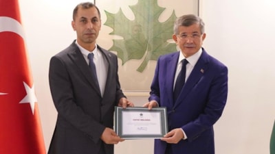 Gelecek Partisi İzmir İl Başkanı Yaşar Beyazgül tacizden gözaltında