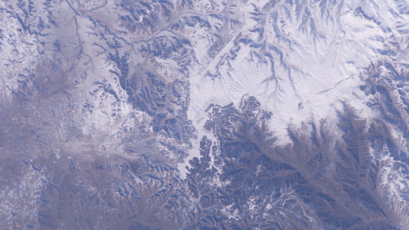 Dünyanın uzaydan bile görünen yapıları ve doğanın izleri