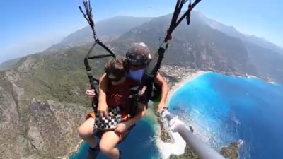 Muğla'da gökyüzünde satranç oynadılar