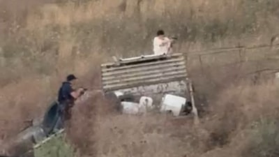 İstanbul'da eski çalıştığı fabrikada, arkadaşını silahla vurup öldürdü: Kümeste yakalandı